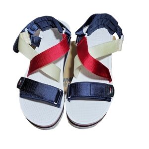 Tommy Hilfiger sporty neoprene flatform sandals size 7.5